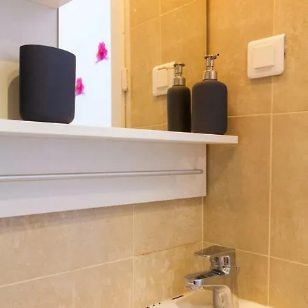 Hostnfly - Charming Studio Near Montmartre Lejlighed